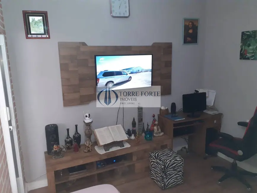 Casa com 6 quartos à venda, 170m2 em Santana, São Paulo - SP - imagem 2 Foto 2 de Casa com 6 quartos à venda, 170m2 em Santana, São Paulo - SP