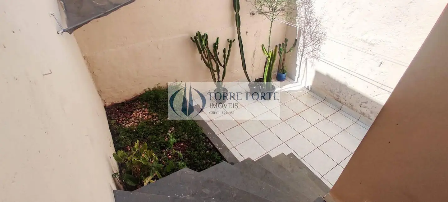 Foto 4 de Sobrado com 3 quartos à venda, 180m2 em Vila Scarpelli, Santo Andre - SP