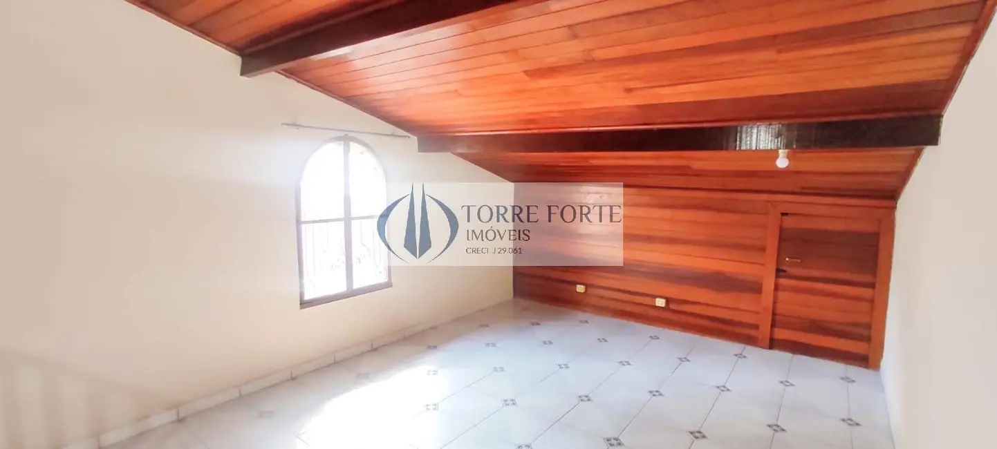 Foto 6 de Sobrado com 3 quartos à venda, 180m2 em Vila Scarpelli, Santo Andre - SP