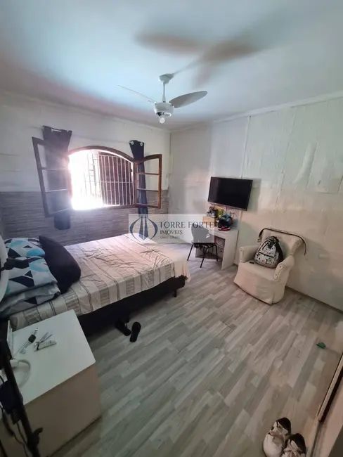 Casa com 3 quartos à venda, 250m2 em Jardim do Colégio (Zona Norte), São Paulo - SP - imagem 7 Foto 7 de Casa com 3 quartos à venda, 250m2 em Jardim do Colégio (Zona Norte), São Paulo - SP