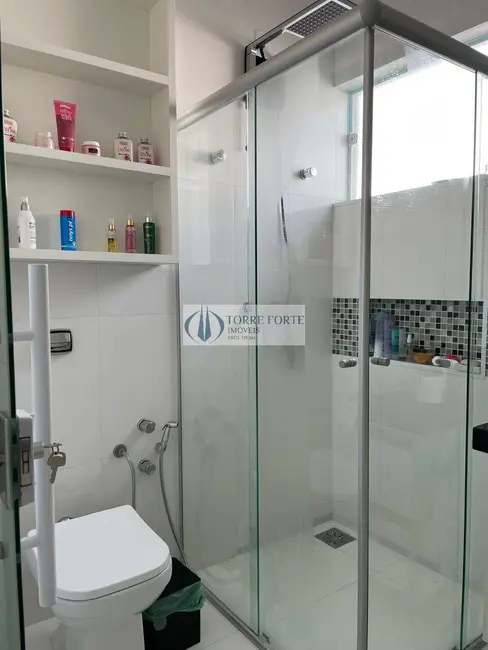 Casa com 3 quartos à venda, 200m2 em Serra Negra - SP - imagem 6 Foto 6 de Casa com 3 quartos à venda, 200m2 em Serra Negra - SP