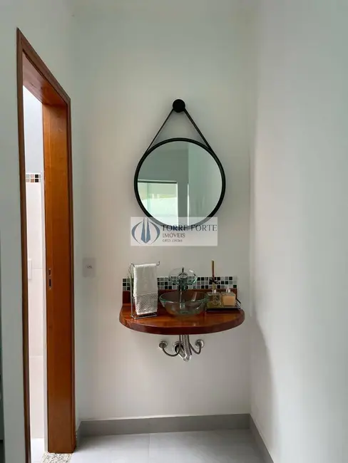 Casa com 3 quartos à venda, 200m2 em Serra Negra - SP - imagem 9 Foto 9 de Casa com 3 quartos à venda, 200m2 em Serra Negra - SP