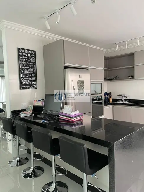 Casa com 3 quartos à venda, 200m2 em Serra Negra - SP - imagem 5 Foto 5 de Casa com 3 quartos à venda, 200m2 em Serra Negra - SP