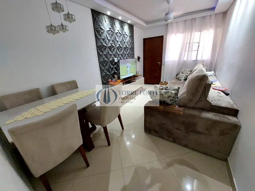 Foto 2 de Casa com 2 quartos à venda, 70m2 em Vila Ré, São Paulo - SP