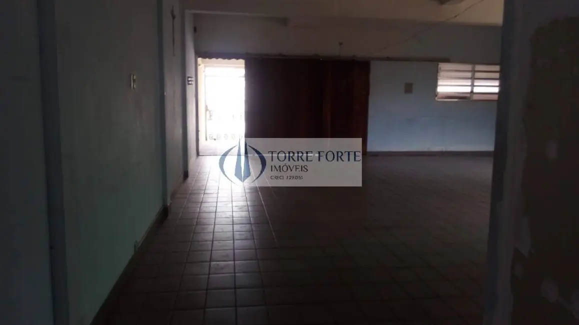 Foto 3 de Casa com 3 quartos à venda, 332m2 em Vila Portuguesa, São Paulo - SP