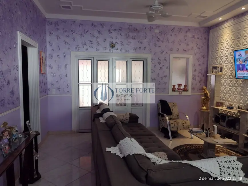 Foto 2 de Casa com 2 quartos à venda, 256m2 em Vila Santa Fé, Pirassununga - SP