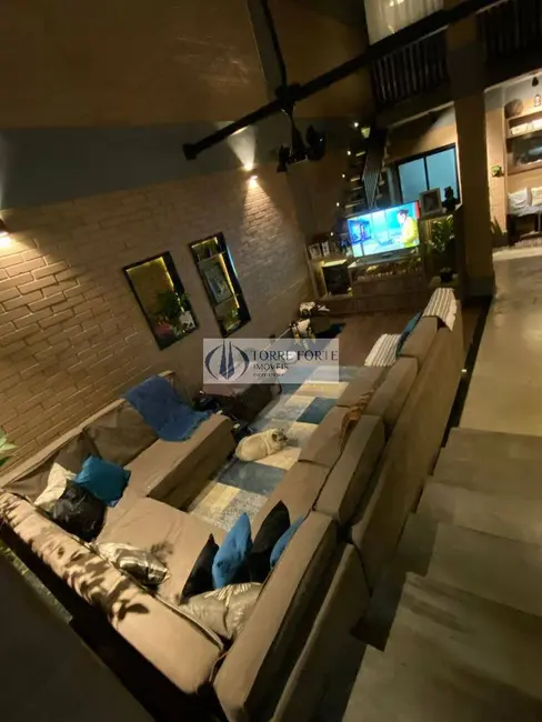 Foto 3 de Casa com 5 quartos à venda, 230m2 em Jardim Guanca, São Paulo - SP