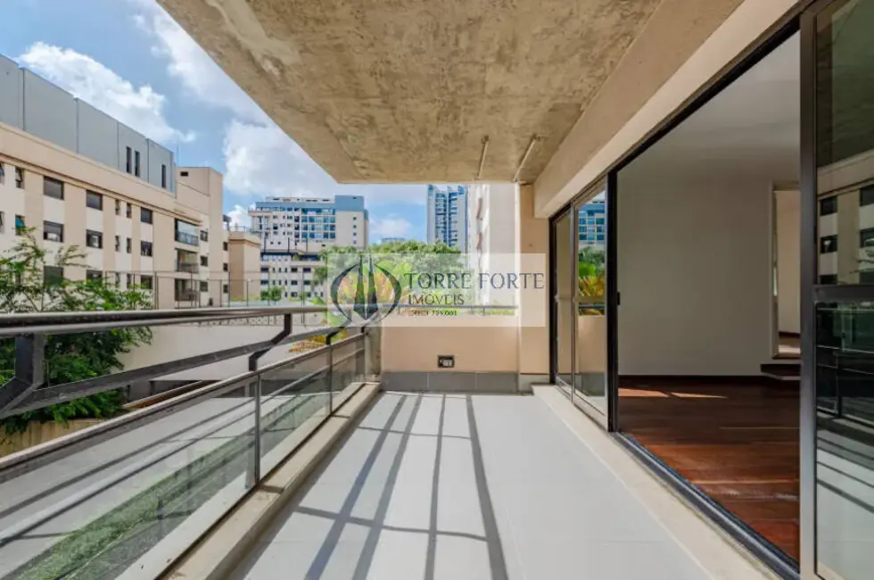 Foto 4 de Apartamento com 3 quartos à venda, 240m2 em Real Parque, São Paulo - SP