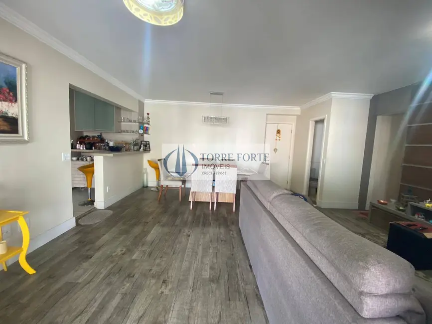Apartamento com 3 quartos à venda, 147m2 em Vila Alexandria, São Paulo - SP - imagem 3 Foto 3 de Apartamento com 3 quartos à venda, 147m2 em Vila Alexandria, São Paulo - SP