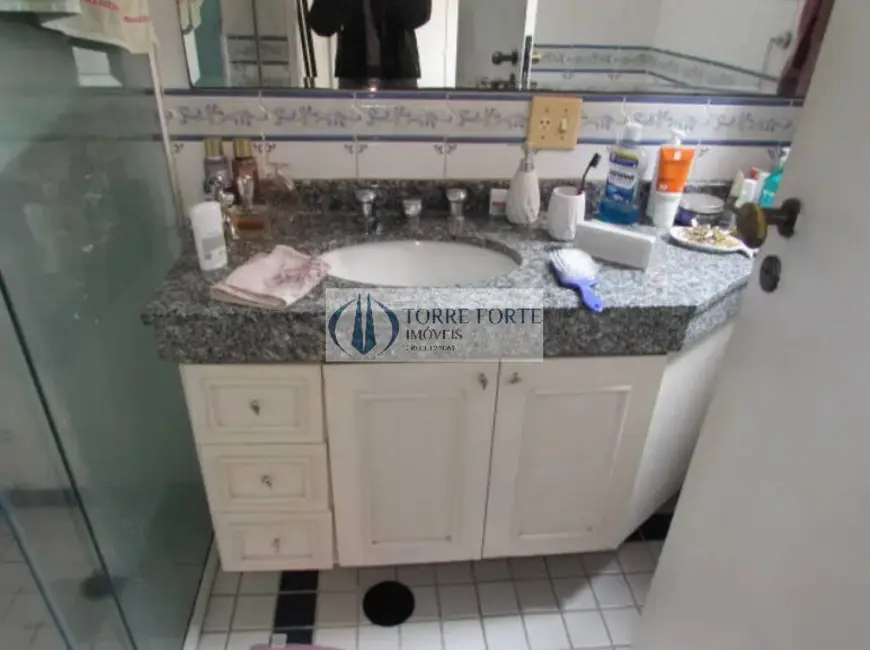 Foto 2 de Apartamento com 2 quartos à venda, 64m2 em Pinheiros, São Paulo - SP