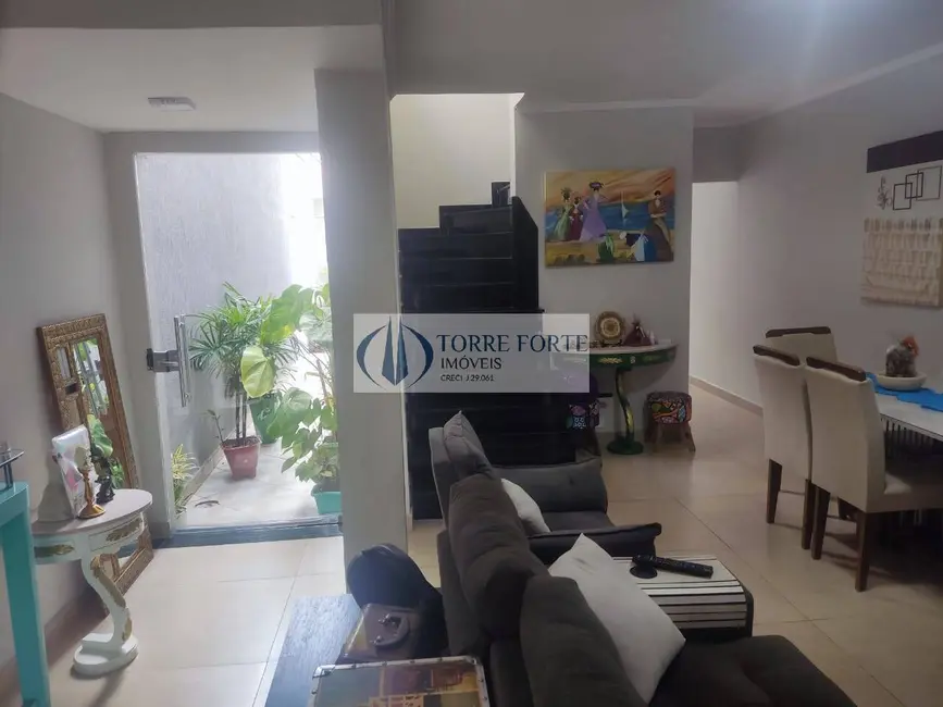 Casa com 3 quartos à venda, 120m2 em Vila das Mercês, São Paulo - SP - imagem 6 Foto 6 de Casa com 3 quartos à venda, 120m2 em Vila das Mercês, São Paulo - SP