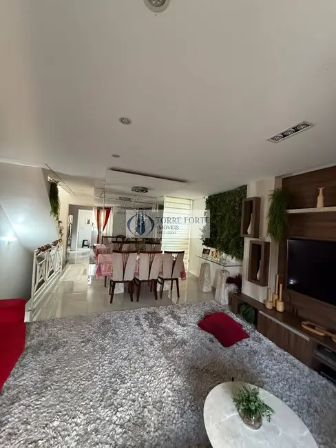 Foto 3 de Casa com 3 quartos à venda, 148m2 em Jardim Monte Kemel, São Paulo - SP