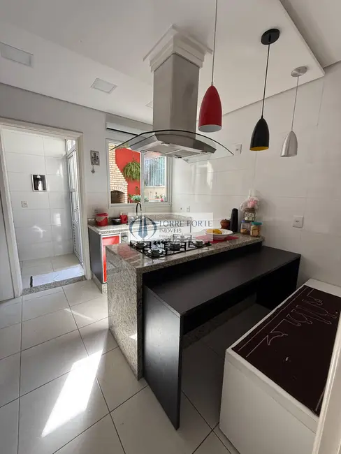 Foto 4 de Casa com 3 quartos à venda, 148m2 em Jardim Monte Kemel, São Paulo - SP