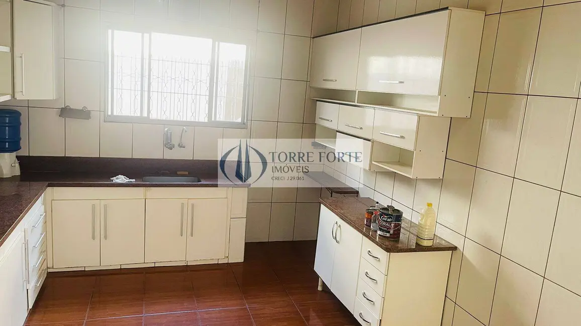 Casa com 5 quartos para alugar, 200m2 em Barra Funda, São Paulo - SP - imagem 6 Foto 6 de Casa com 5 quartos para alugar, 200m2 em Barra Funda, São Paulo - SP