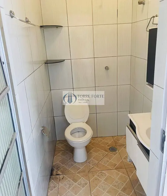 Casa com 5 quartos para alugar, 200m2 em Barra Funda, São Paulo - SP - imagem 3 Foto 3 de Casa com 5 quartos para alugar, 200m2 em Barra Funda, São Paulo - SP
