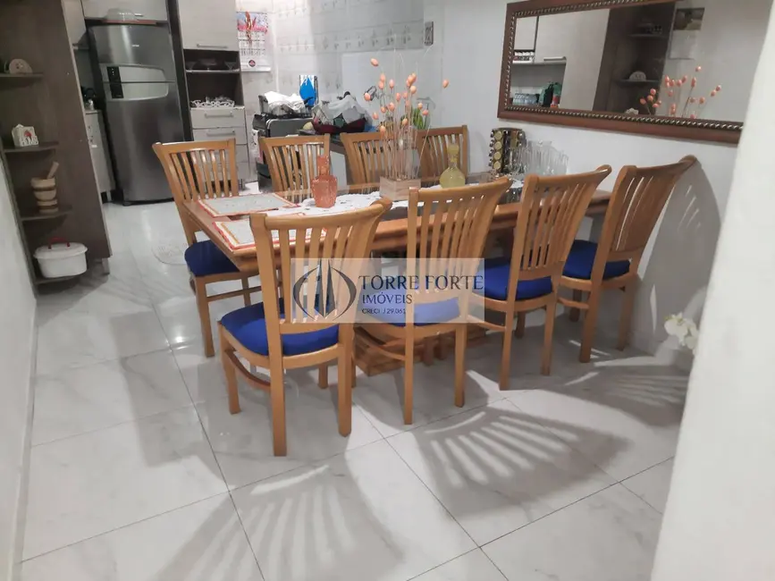 Foto 3 de Casa com 2 quartos à venda, 60m2 em Jardim Lallo, São Paulo - SP