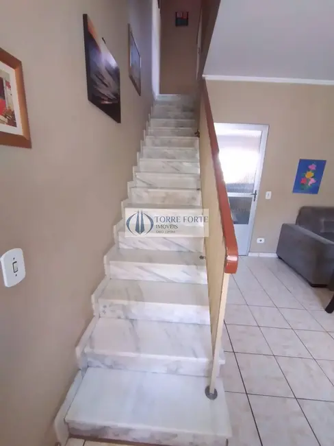 Foto 8 de Casa com 3 quartos à venda, 185m2 em Vila Carbone, São Paulo - SP