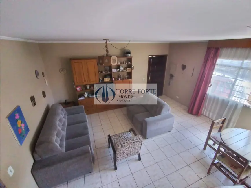 Foto 2 de Casa com 3 quartos à venda, 185m2 em Vila Carbone, São Paulo - SP