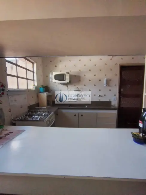 Foto 4 de Casa com 3 quartos à venda, 185m2 em Vila Carbone, São Paulo - SP