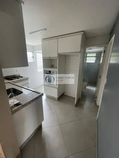 Apartamento com 2 quartos à venda, 56m2 em Conjunto Residencial José Bonifácio, São Paulo - SP - imagem 3 Foto 3 de Apartamento com 2 quartos à venda, 56m2 em Conjunto Residencial José Bonifácio, São Paulo - SP