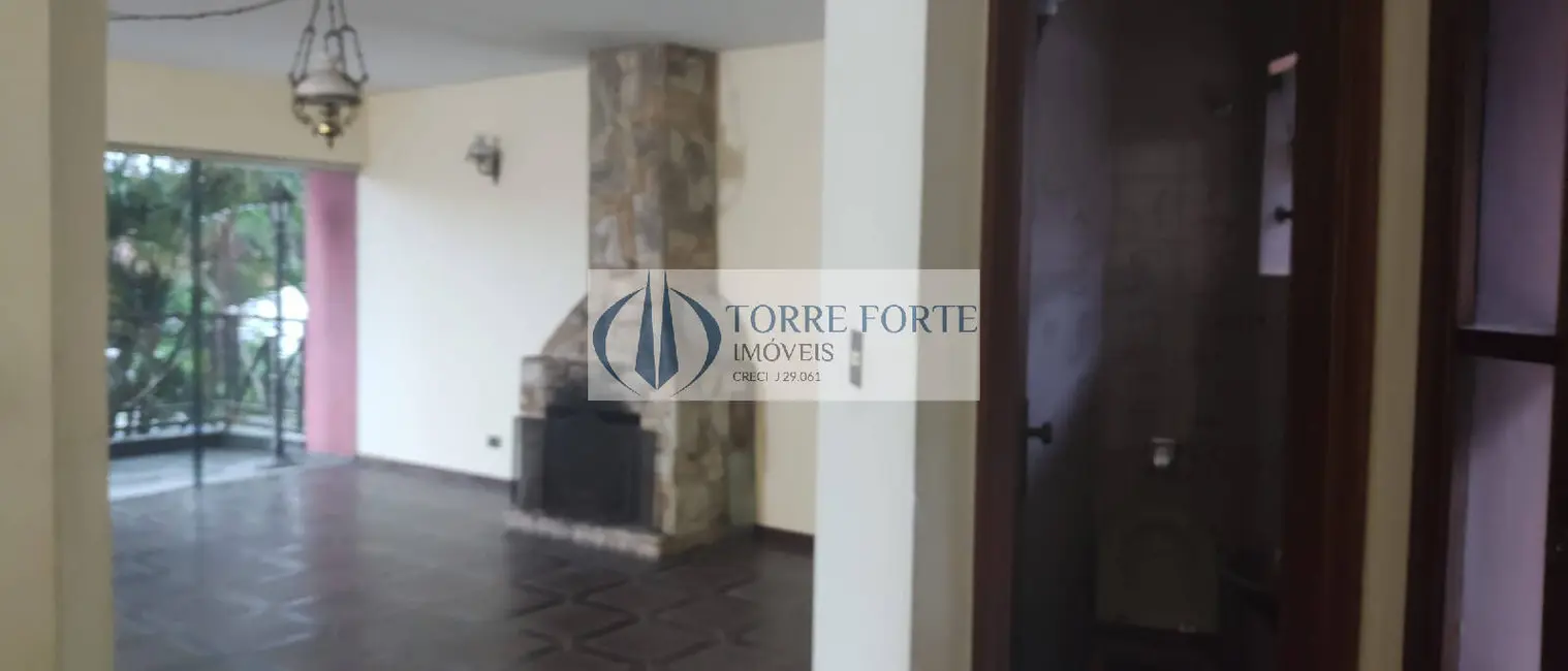 Casa com 4 quartos à venda, 500m2 em Interlagos, São Paulo - SP - imagem 6 Foto 6 de Casa com 4 quartos à venda, 500m2 em Interlagos, São Paulo - SP