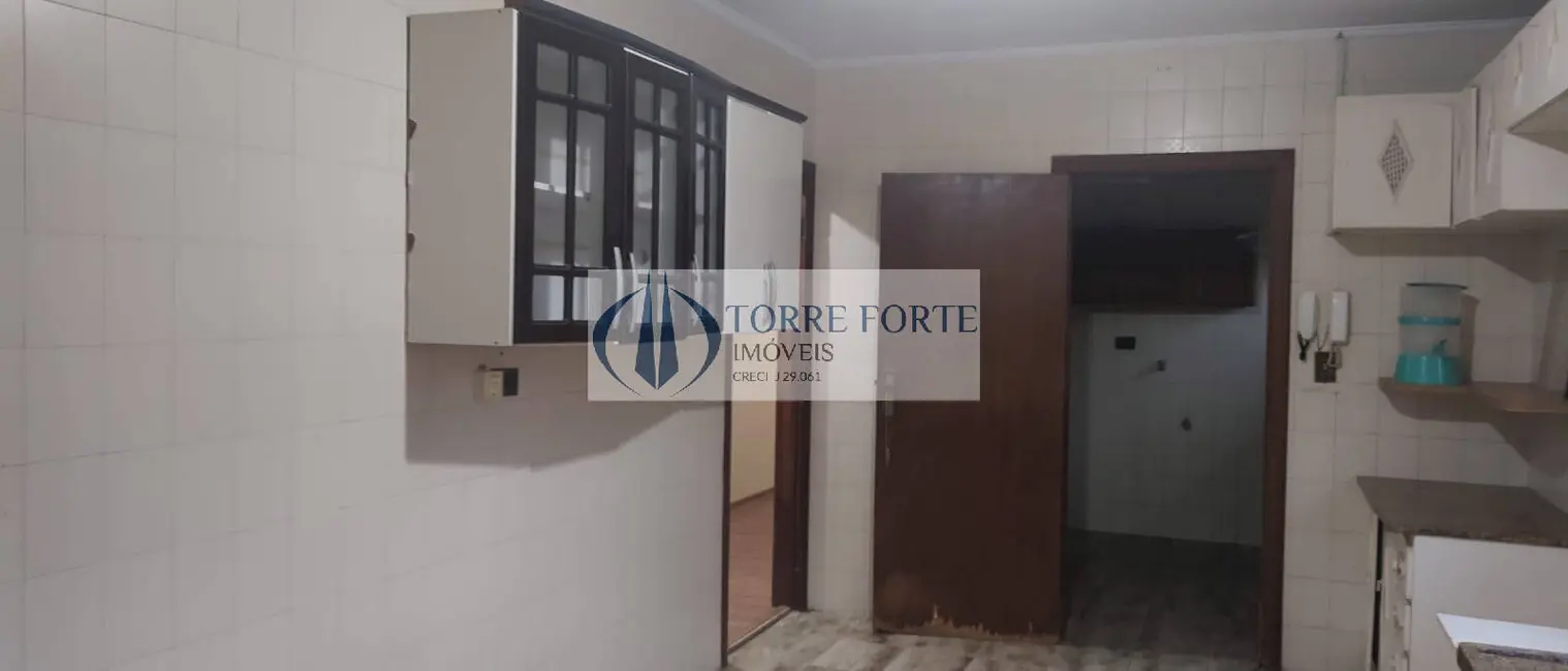 Casa com 4 quartos à venda, 500m2 em Interlagos, São Paulo - SP - imagem 8 Foto 8 de Casa com 4 quartos à venda, 500m2 em Interlagos, São Paulo - SP