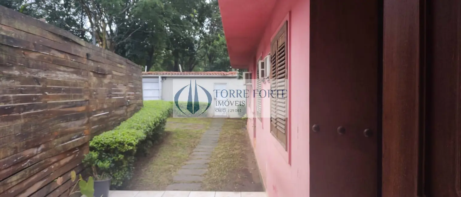 Casa com 4 quartos à venda, 500m2 em Interlagos, São Paulo - SP - imagem 7 Foto 7 de Casa com 4 quartos à venda, 500m2 em Interlagos, São Paulo - SP