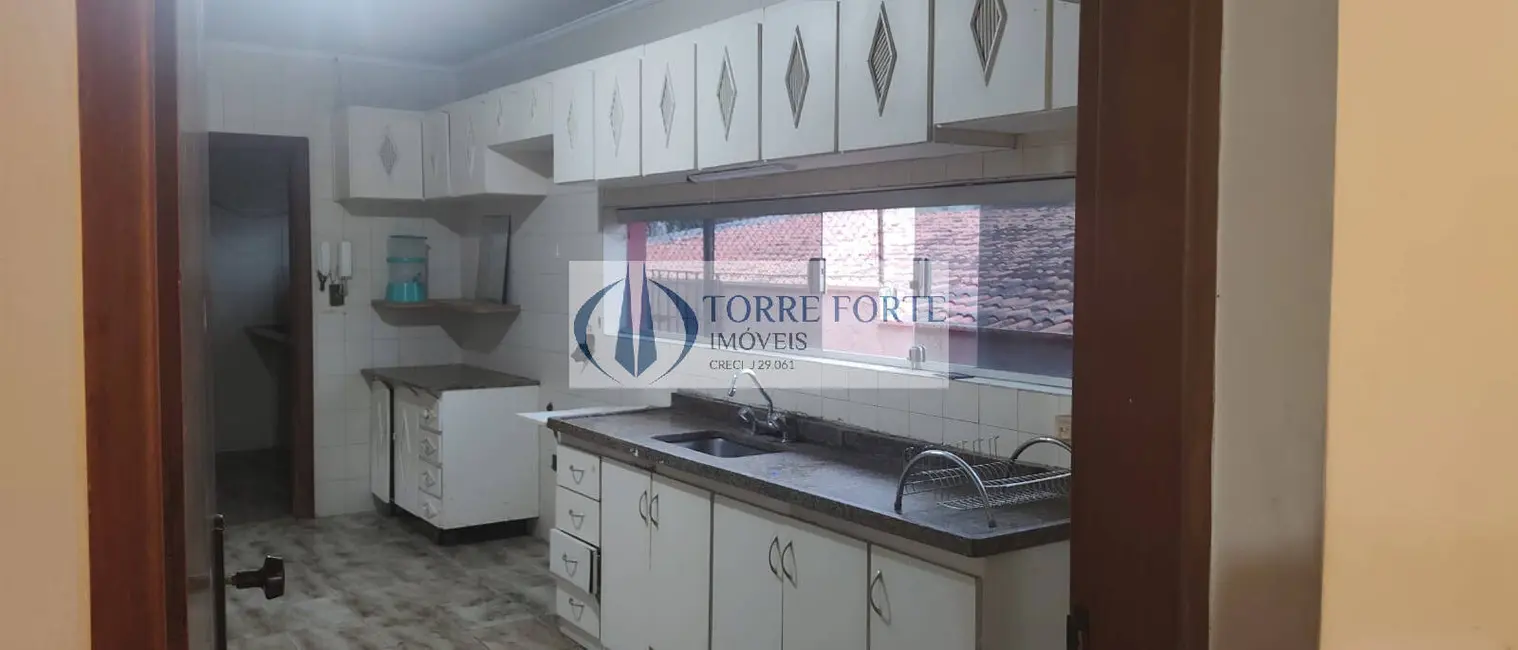 Casa com 4 quartos à venda, 500m2 em Interlagos, São Paulo - SP - imagem 3 Foto 3 de Casa com 4 quartos à venda, 500m2 em Interlagos, São Paulo - SP