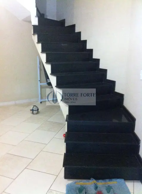 Casa de Condomínio com 3 quartos à venda, 126m2 em Vila Nhocune, São Paulo - SP - imagem 3 Foto 3 de Casa de Condomínio com 3 quartos à venda, 126m2 em Vila Nhocune, São Paulo - SP