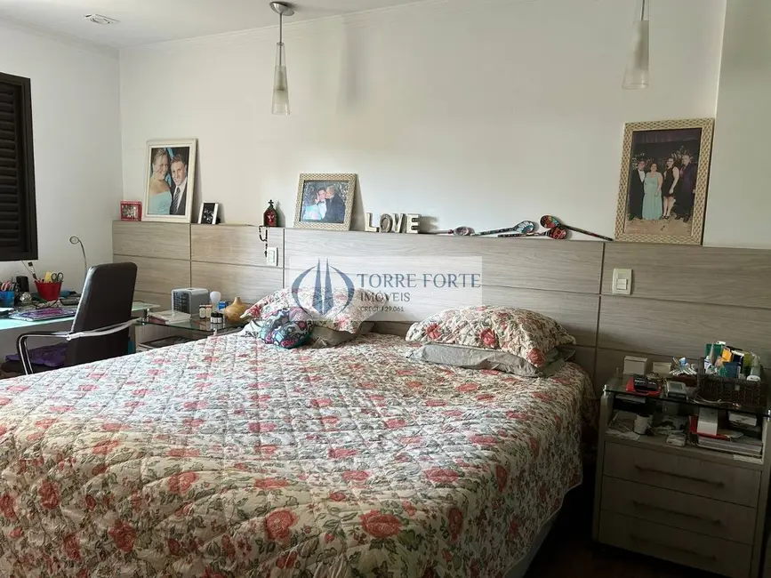 Foto 9 de Apartamento com 3 quartos à venda, 183m2 em Tatuapé, São Paulo - SP