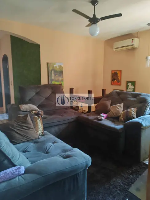 Casa com 4 quartos à venda, 380m2 em Vera Tereza, Caieiras - SP - imagem 5 Foto 5 de Casa com 4 quartos à venda, 380m2 em Vera Tereza, Caieiras - SP