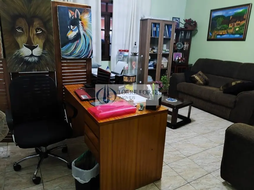 Casa com 4 quartos à venda, 380m2 em Vera Tereza, Caieiras - SP - imagem 2 Foto 2 de Casa com 4 quartos à venda, 380m2 em Vera Tereza, Caieiras - SP