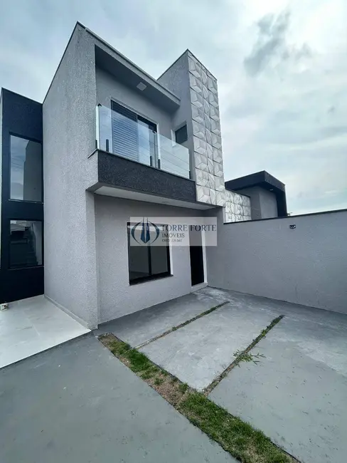 Foto 1 de Casa com 3 quartos à venda, 112m2 em Vila Cecília, Mogi Das Cruzes - SP