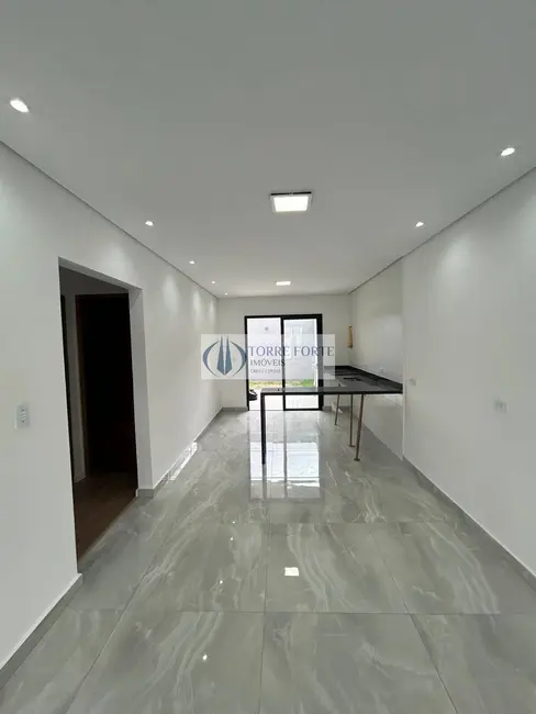 Foto 2 de Casa com 3 quartos à venda, 75m2 em Vila Lavínia, Mogi Das Cruzes - SP