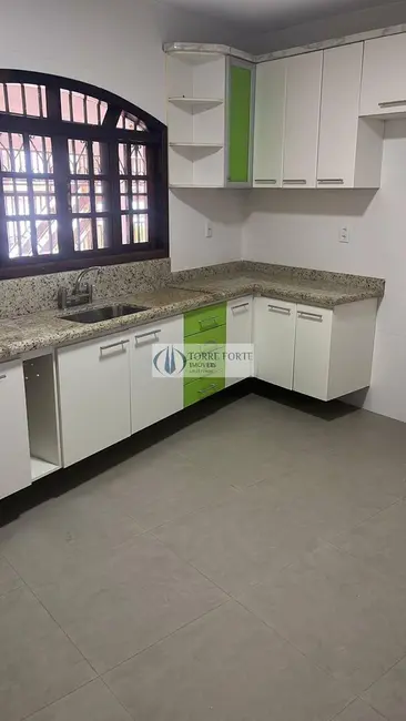 Foto 2 de Casa com 2 quartos à venda, 180m2 em Parque Cruzeiro do Sul, São Paulo - SP