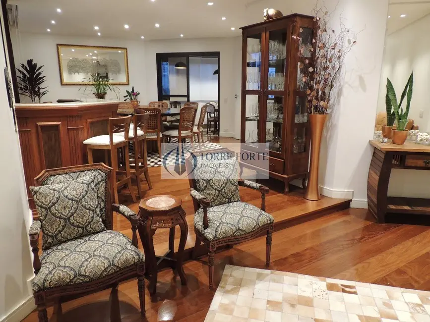 Apartamento com 6 quartos à venda, 260m2 em Tatuapé, São Paulo - SP - imagem 1 Foto 1 de Apartamento com 6 quartos à venda, 260m2 em Tatuapé, São Paulo - SP