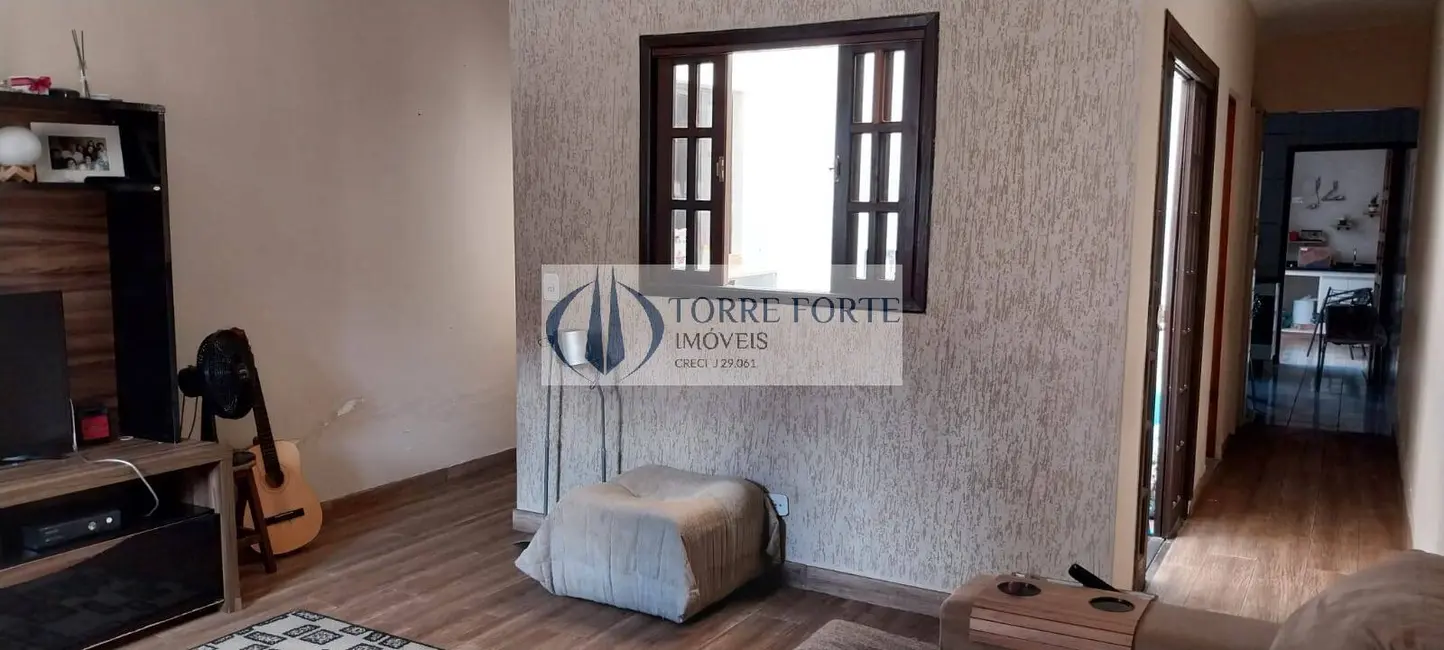 Casa com 3 quartos à venda, 105m2 em Itaquera, São Paulo - SP - imagem 5 Foto 5 de Casa com 3 quartos à venda, 105m2 em Itaquera, São Paulo - SP