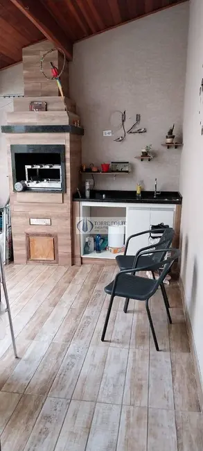 Casa com 3 quartos à venda, 105m2 em Itaquera, São Paulo - SP - imagem 2 Foto 2 de Casa com 3 quartos à venda, 105m2 em Itaquera, São Paulo - SP