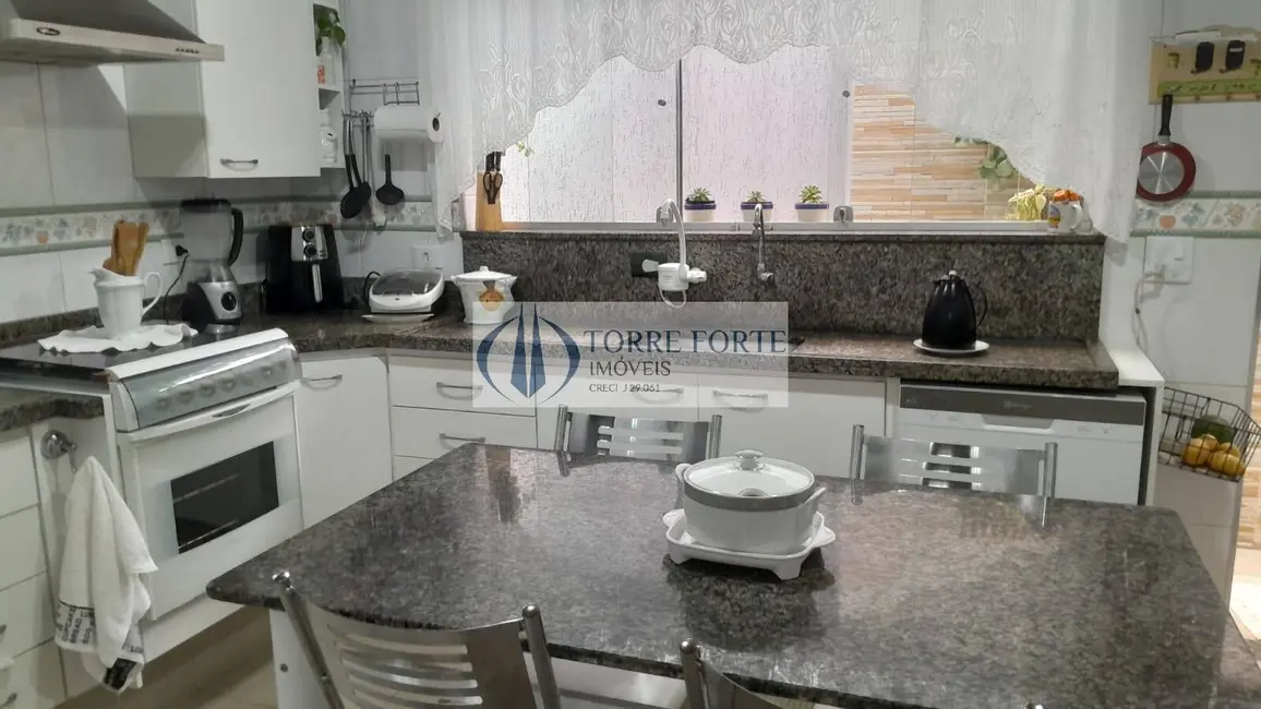 Foto 6 de Casa com 4 quartos à venda, 125m2 em Santa Maria, Santo Andre - SP