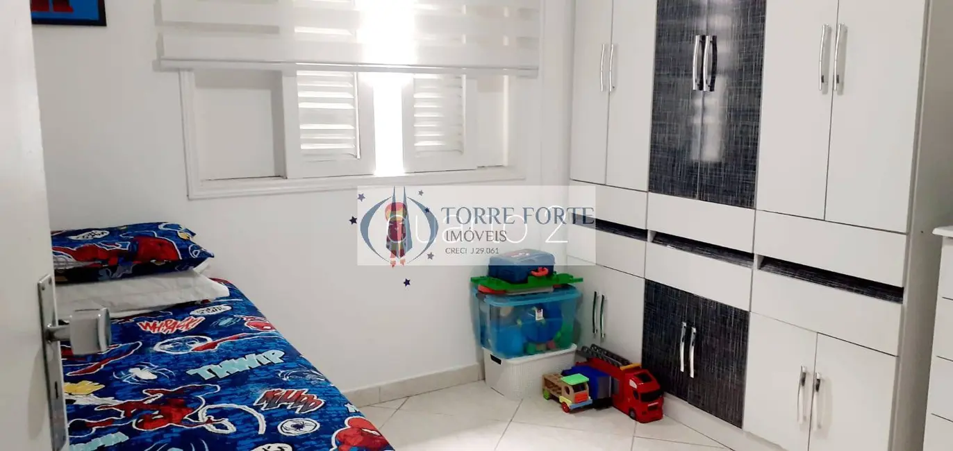 Foto 6 de Casa com 2 quartos à venda, 190m2 em Vila Paulo Silas, São Paulo - SP