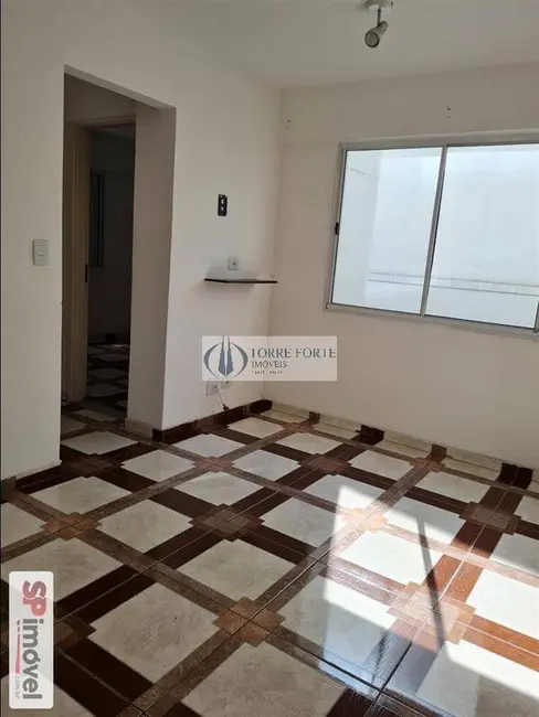 Foto 8 de Apartamento com 2 quartos à venda, 40m2 em Vila Taquari, São Paulo - SP