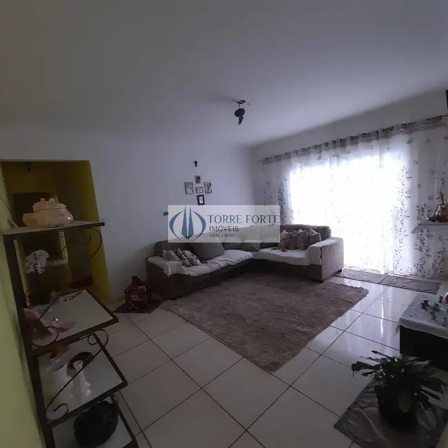 Foto 2 de Casa com 3 quartos à venda, 400m2 em Jardim Santa Vitória (Canguera), Sao Roque - SP