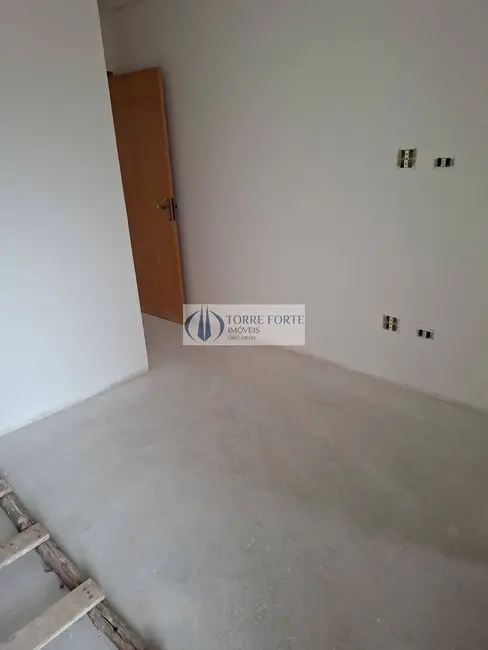 Sobrado com 3 quartos à venda, 120m2 em Parque Erasmo Assunção, Santo Andre - SP - imagem 2 Foto 2 de Sobrado com 3 quartos à venda, 120m2 em Parque Erasmo Assunção, Santo Andre - SP