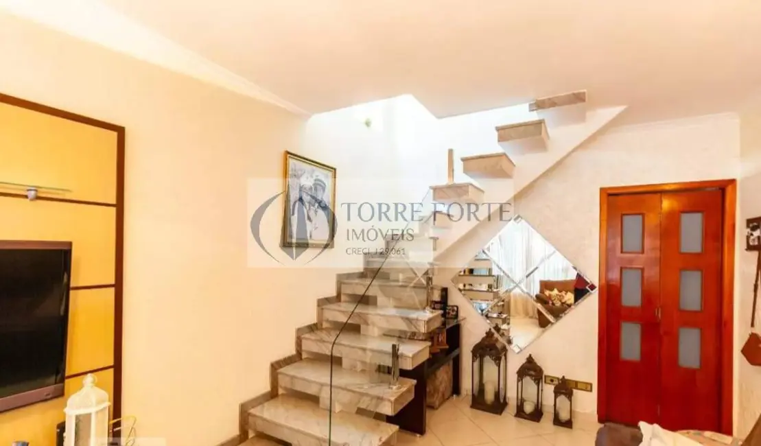 Sobrado com 4 quartos à venda, 125m2 em Jardim Vila Formosa, São Paulo - SP - imagem 3 Foto 3 de Sobrado com 4 quartos à venda, 125m2 em Jardim Vila Formosa, São Paulo - SP