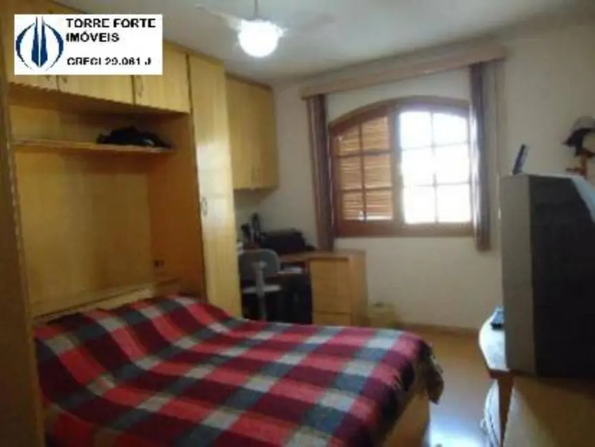Foto 3 de Casa com 3 quartos à venda, 196m2 em Chácara Mafalda, São Paulo - SP