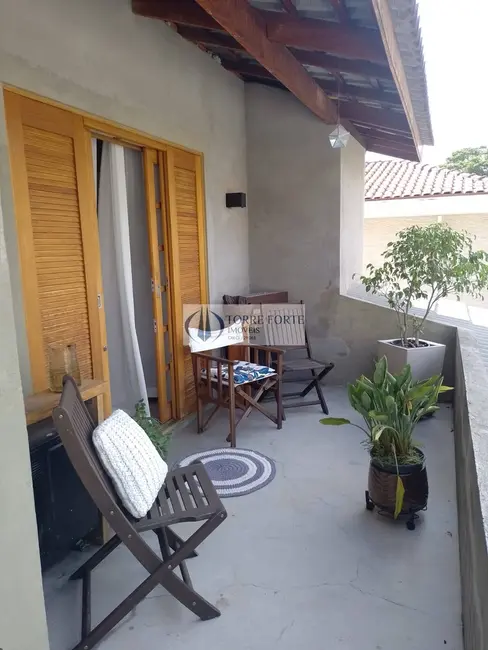 Foto 3 de Casa com 3 quartos à venda, 230m2 em Jardim Vila Galvão, Guarulhos - SP