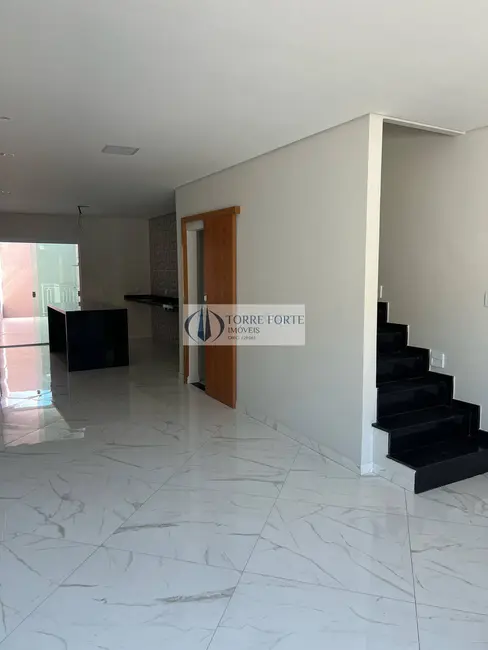 Foto 2 de Casa com 3 quartos à venda, 218m2 em Vila Carrão, São Paulo - SP