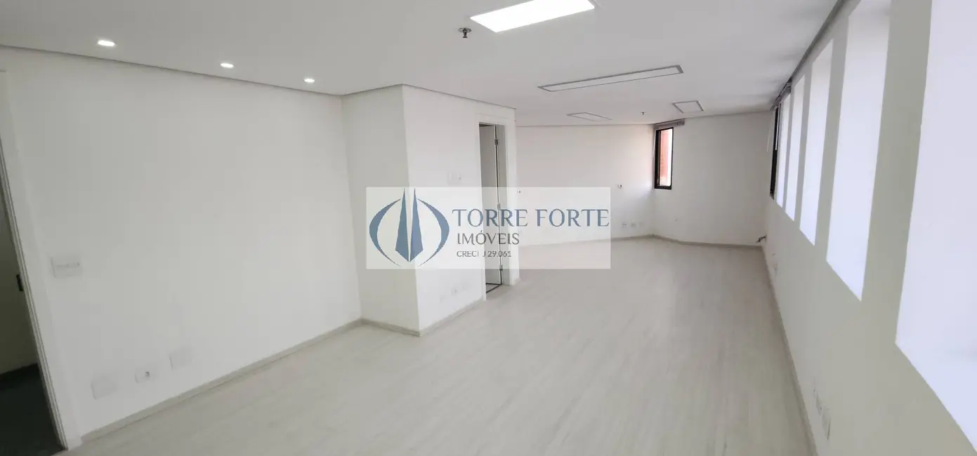 Sala Comercial para alugar, 37m2 em Vila Formosa, São Paulo - SP - imagem 3 Foto 3 de Sala Comercial para alugar, 37m2 em Vila Formosa, São Paulo - SP