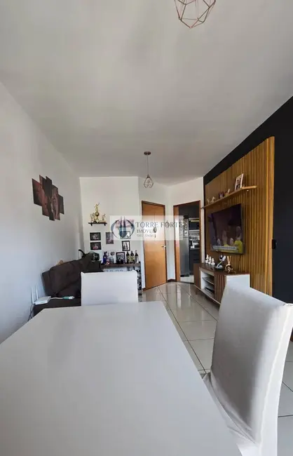 Apartamento com 2 quartos à venda, 60m2 em Parque Pinheiros, Taboao Da Serra - SP - imagem 3 Foto 3 de Apartamento com 2 quartos à venda, 60m2 em Parque Pinheiros, Taboao Da Serra - SP