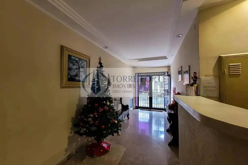 Apartamento com 3 quartos à venda, 85m2 em Aclimação, São Paulo - SP - imagem 3 Foto 3 de Apartamento com 3 quartos à venda, 85m2 em Aclimação, São Paulo - SP